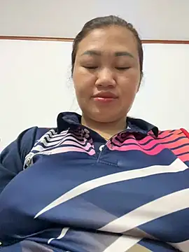 Puka2001 online show from February 11, 6:20 pm