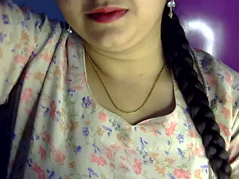 Cute Aliyaa online show from July 14, 2:11 pm