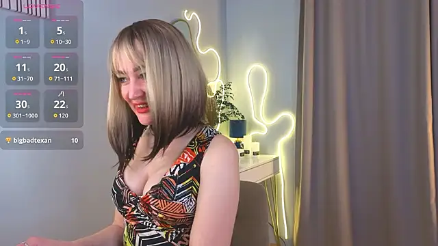 Oliiviaa  online show from February 2, 8:13 am