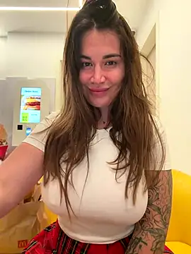 TattooGirlAlia online show from September 27, 7:04 am