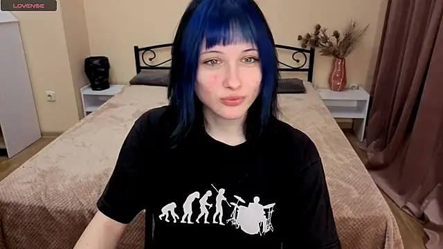 Sunny Girl X online show from April 12, 6:43 pm