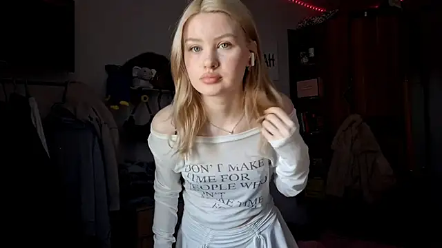 ChongTreece online show from March 21, 7:13 am