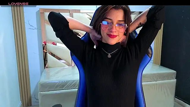 Skaller james a online show from February 23, 1:10 pm