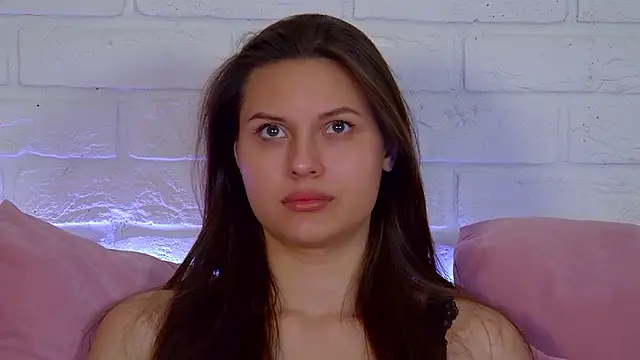 AliceVersal online show from April 17, 4:25 am