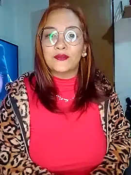 kuramaqueen online show from May 19, 2:18 am