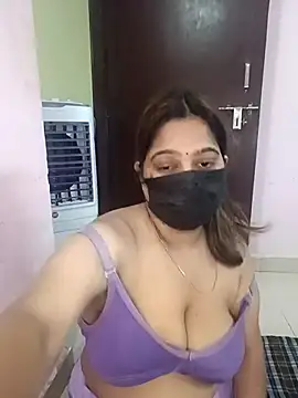 Aliya Hott online show from May 2, 5:22 am