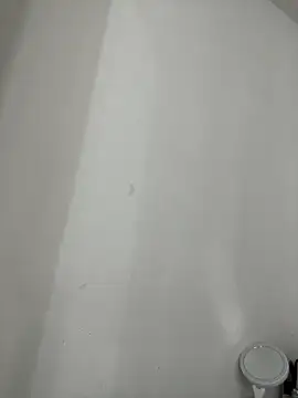 Hanna Becker  online show from April 8, 3:25 pm