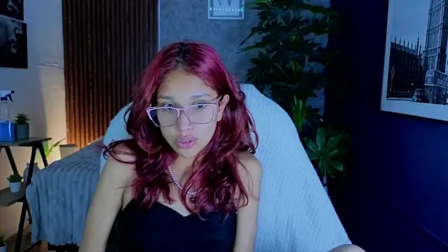 saphire  online show from March 25, 12:41 pm