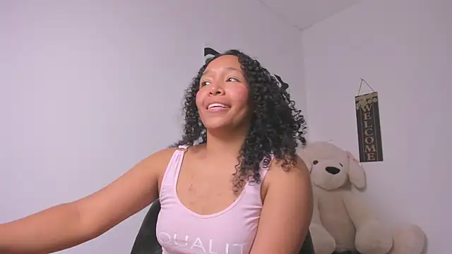 Nia13 online show from February 24, 8:13 am