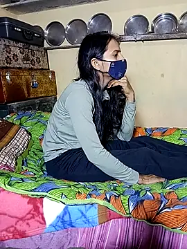 bharticouple online show from February 1, 4:06 pm