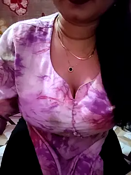 PARI51 online show from March 25, 9:06 pm