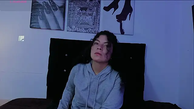 Zoe-yanin online show from March 12, 7:16 pm