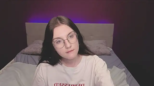 VixenLight online show from February 6, 11:24 am