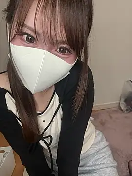 momo mm online show from May 13, 12:55 pm
