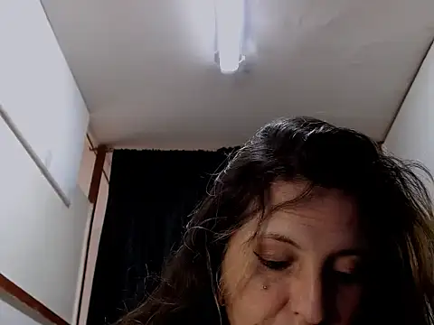 KENDRA-HONEY online show from March 25, 2:09 pm