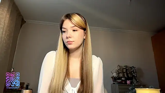 Kimi Luckman online show from February 4, 1:14 pm