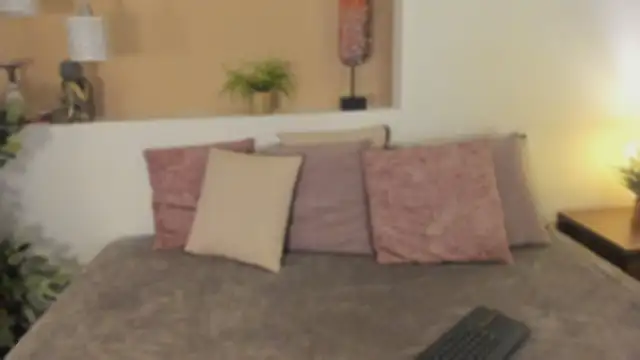 xiomara cortes online show from April 13, 4:41 pm