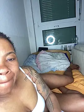 sexybitchandhotdick online show from May 22, 2:53 am