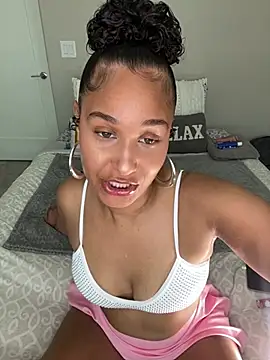 Jamalyce online show from February 3, 6:56 pm