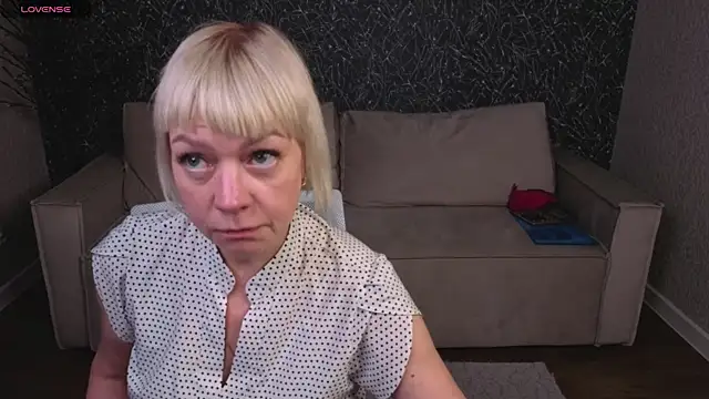 Ann Annise online show from March 25, 8:39 am