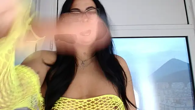 MissyScarlet online show from April 3, 4:32 am