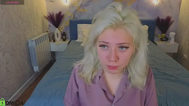 Kate Krose online show from February 2, 1:26 am