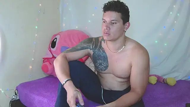 Eternalfuego online show from February 10, 5:32 am