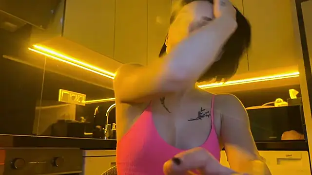 BlackFox V online show from March 2, 10:15 pm