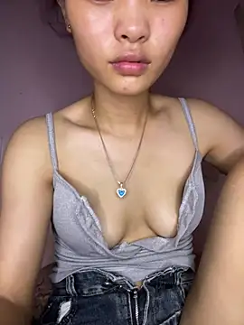 siting00 online show from July 1, 4:39 pm