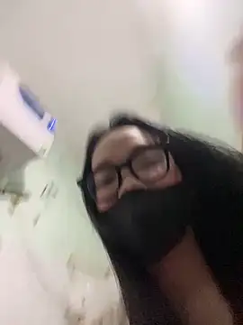 Leeeiuu online show from February 26, 2:49 pm