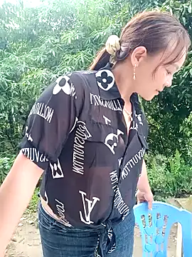 neyney110 online show from March 23, 8:42 am