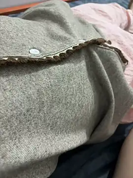 kimoanh102 online show from February 8, 3:54 am