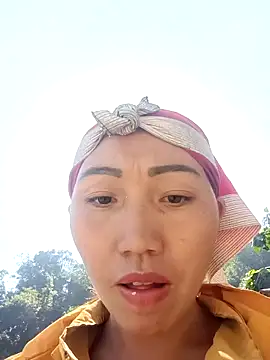 hot-luna- online show from February 6, 7:34 am