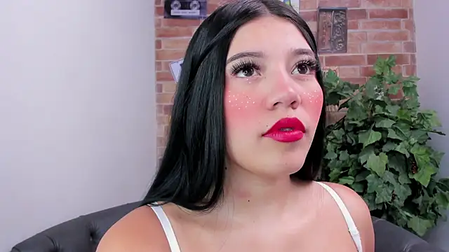 foxy vera online show from April 6, 11:00 am