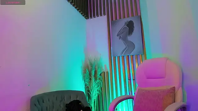 JazminRusso  online show from February 16, 6:24 am