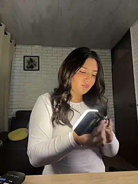 Catalu x online show from February 20, 11:01 am