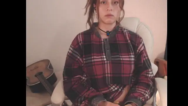 Lametaleralatina online show from April 8, 2:19 pm