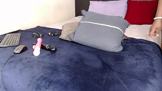 AngelTrish online show from December 4, 10:43 pm