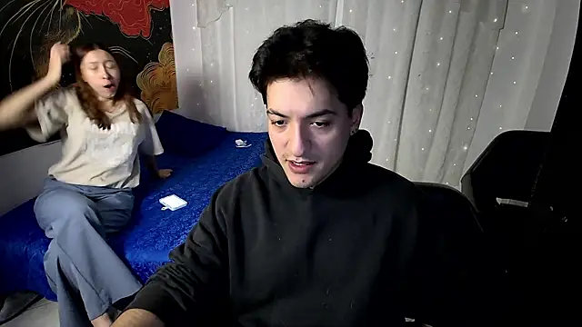 RoseSinsDonViktor online show from April 10, 2:01 pm