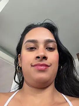 LunaHeat online show from April 9, 3:06 pm