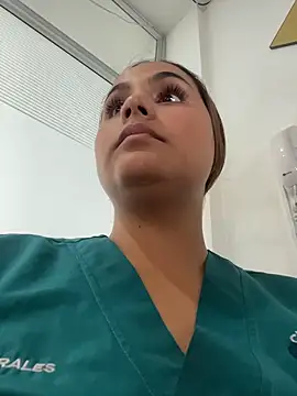 Noa Harper- online show from March 31, 10:10 pm