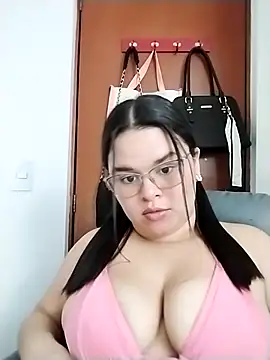 SamanthaStonee online show from February 2, 12:09 am