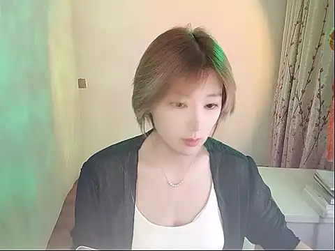 moo-77 online show from May 15, 2:53 pm