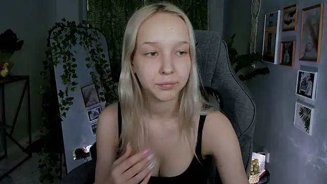 MaoqiBeverly online show from April 17, 6:26 am