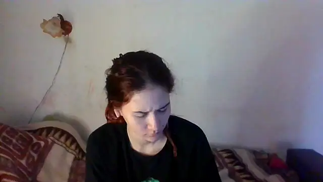 NickiKisinger online show from March 15, 5:20 am