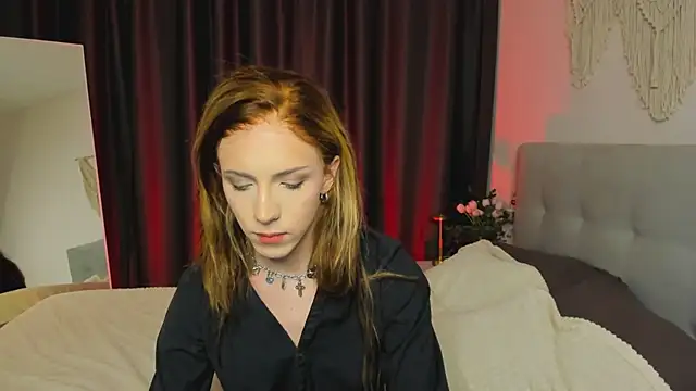 Tiffany  King online show from February 27, 9:03 pm