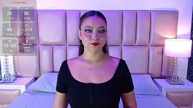 KiaraEverly online show from March 2, 12:01 pm