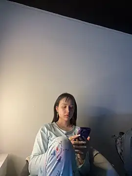 Just-Lilly online show from May 23, 4:05 pm