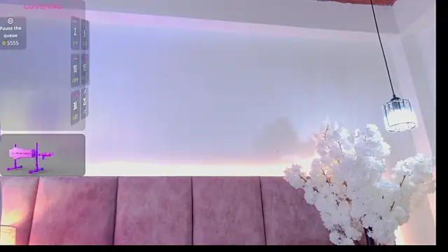 EmmaLovve online show from February 17, 2:33 am