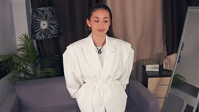 DeliaPesta online show from February 2, 4:28 pm